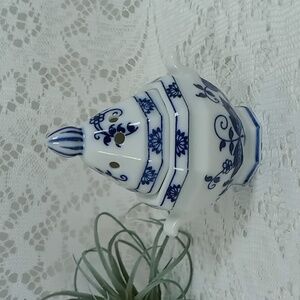 Vintage Vienna Woods Fine China Potpourri/ Incense Burner Blue Onion Pattern